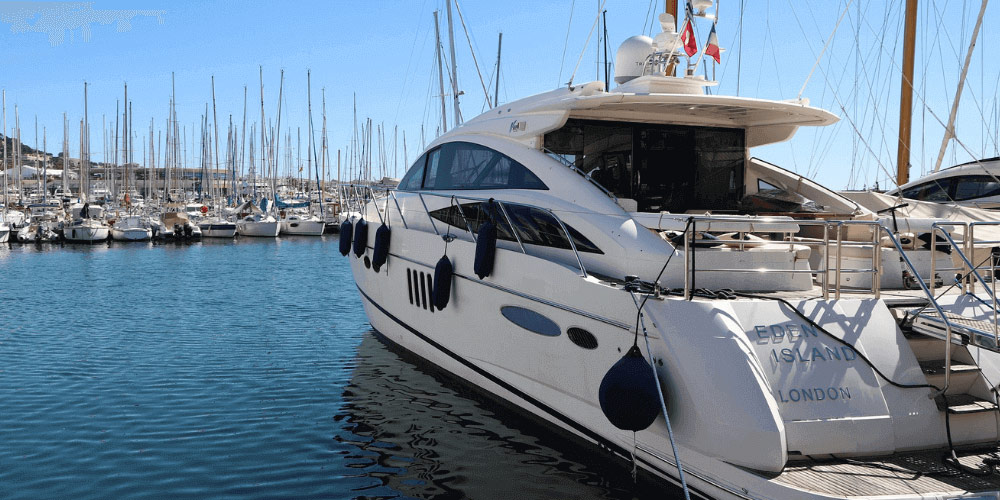 yacht detailing